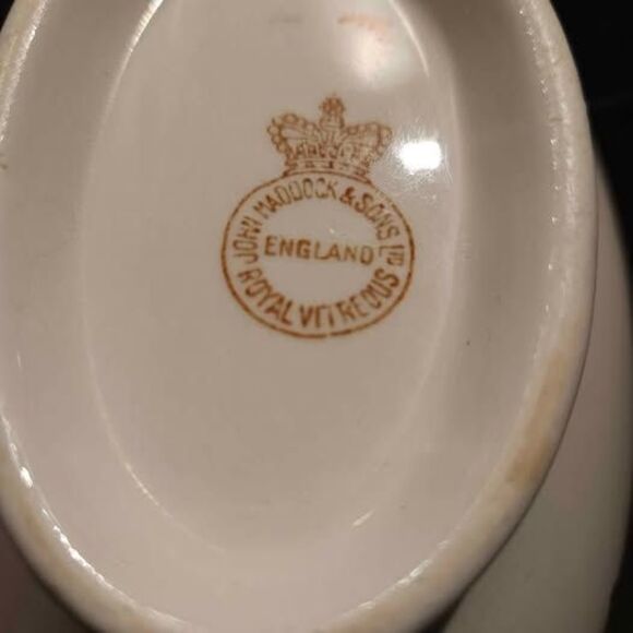 Gravy Boat Johnson Brothers Ormsby 3.5" x 7" - Picture 6 of 7